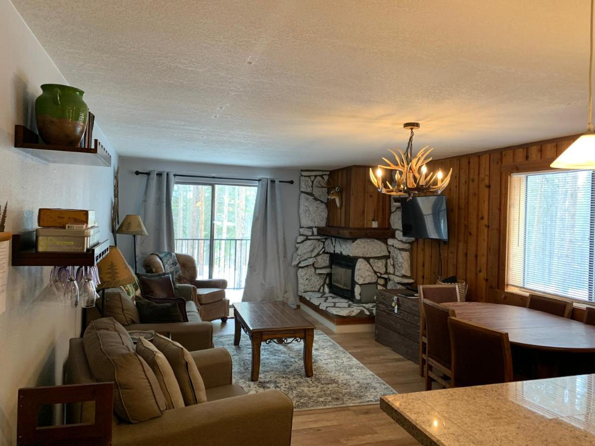 Beaver Village Apartment เฟรเซอร์ ภายนอก รูปภาพ