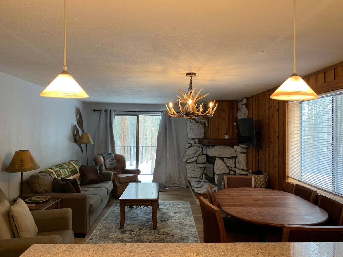 Beaver Village Apartment เฟรเซอร์ ภายนอก รูปภาพ